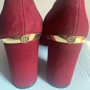 Tommy Hilfiger Ruby gold heels